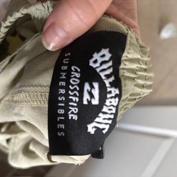 NEW Billabong Big and Tall Shorts for Men  Hybrid Stretch Board Shorts SZ 2X - Picture 5 of 9